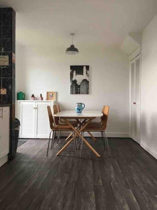 31 End Terrace. Villa Whitehead Bagian luar foto